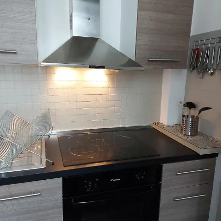 Rouge Ruby-coeur De Longchamp - T2 Elegant Et Raffine * Vichy